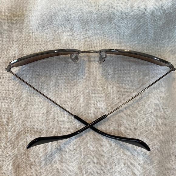 EUC Ray-Ban Sunglasses & Case RB3388 Gunmetal Frame Brown Gradient 58mm Aviator - Picture 13 of 17